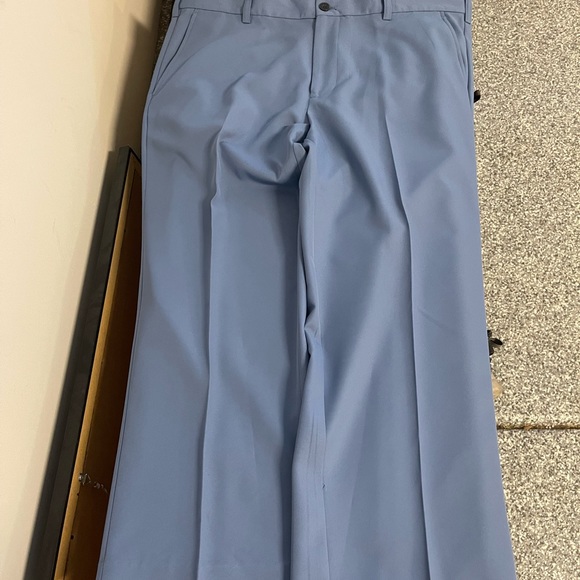 Izod Other - Izod baby blue golf pants
